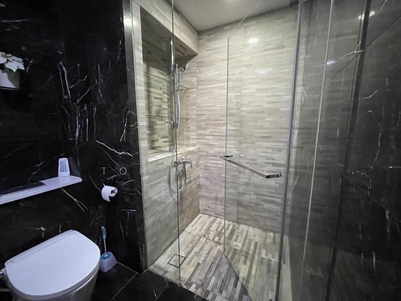 J Gateway, 2 Gateway Drive, Boon Lay / Jurong / Tuas, 1 Bedroom, 527 sqft, Condominium For Rent, by Toh May Kee, 24678156 - PropertyGuru.com.sg