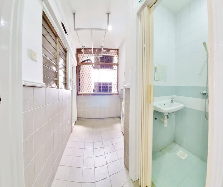 Leonie Condotel, 2 Leonie Hill Road, 4 Bedrooms, 2,715 sqft, Condominium For Rent, by Lawrence Hong, 24678398 - PropertyGuru.com.sg