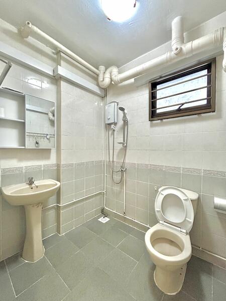 For Rent - 357 Admiralty Drive