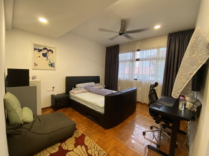 3 sty inter terrace nicely renovated, Jansen Close, 5 Bedrooms, 2,800 sqft, Terraced House For Rent, by Carol Toh, 24680506 - PropertyGuru.com.sg