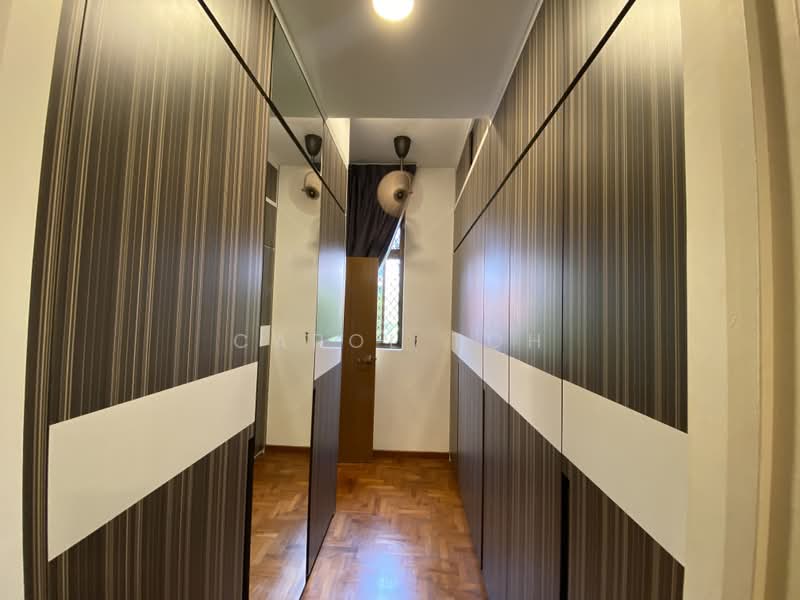 3 sty inter terrace nicely renovated, Jansen Close, 5 Bedrooms, 2,800 sqft, Terraced House For Rent, by Carol Toh, 24680506 - PropertyGuru.com.sg
