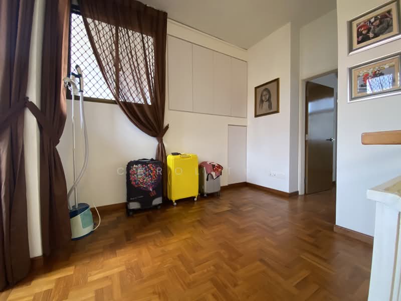 3 sty inter terrace nicely renovated, Jansen Close, 5 Bedrooms, 2,800 sqft, Terraced House For Rent, by Carol Toh, 24680506 - PropertyGuru.com.sg
