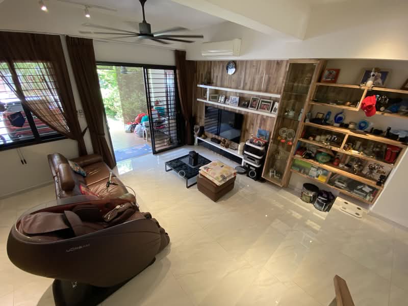 3 sty inter terrace nicely renovated, Jansen Close, 5 Bedrooms, 2,800 sqft, Terraced House For Rent, by Carol Toh, 24680506 - PropertyGuru.com.sg