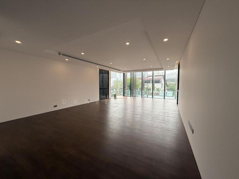 GCB Looks-A-Like! Brand New Detached @Holland, Holland Road, Tanglin / Holland / Bukit Timah, 6 Bedrooms, 9,230 sqft, Detached House For Sale, by Daniel Ling, 24680742 - Living Room - PropertyGuru.com.sg