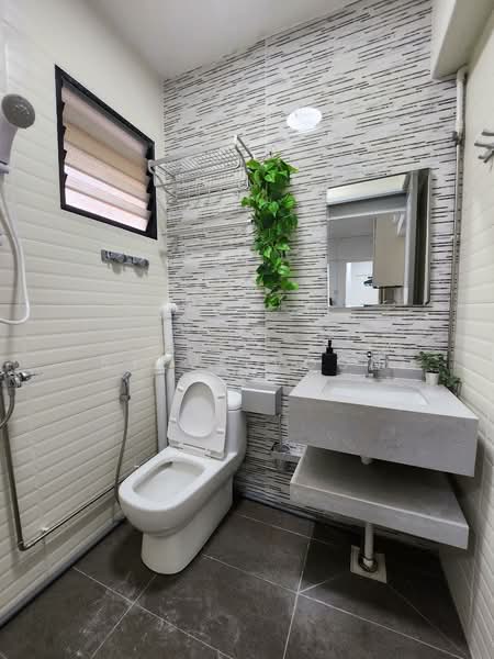 For Rent - 526 Ang Mo Kio Avenue 10