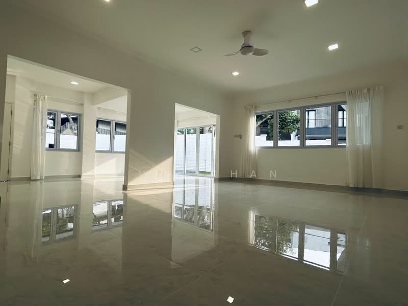Thomson Ridge Eatate, Thomson Ridge, 6 Bedrooms, 4,000 sqft, Detached House For Rent, by Anne Chan, 24681161 - PropertyGuru.com.sg