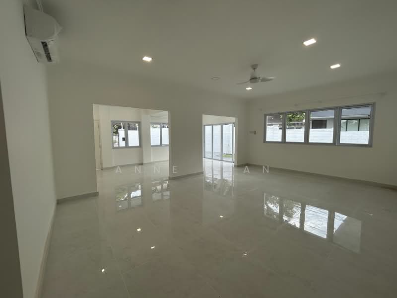 Thomson Ridge, 102 Thomson Ridge, 6 Bedrooms, 4,000 sqft, Detached House For Rent, by Anne Chan, 24681316 - PropertyGuru.com.sg