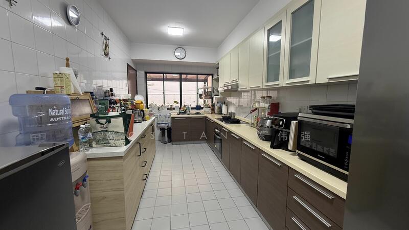 For Rent - Tai Hwan Park