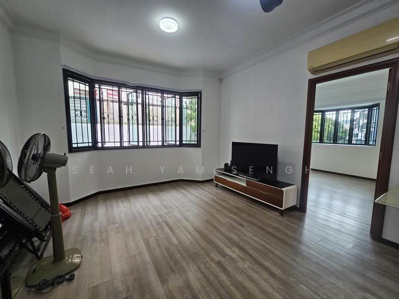Mendon Spring, 198 Pasir Panjang Road, Buona Vista / West Coast / Clementi New Town, 3 Bedrooms, 1,066 sqft, Condominium For Rent, by Seah Yam Sengh, 24682509 - PropertyGuru.com.sg