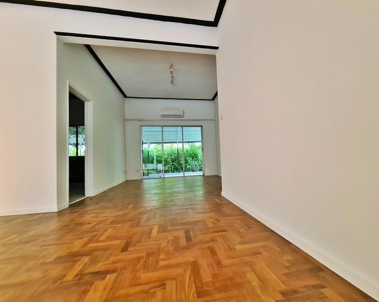 Holland Grove Henry Park Mt Sinai Dover MRT, Holland Grove, Tanglin / Holland / Bukit Timah, 4 Bedrooms, 2,800 sqft, Detached House For Rent, by HT Lee, 24682792 - PropertyGuru.com.sg