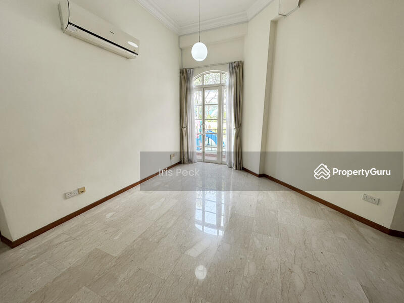 For Rent - Villa Martia