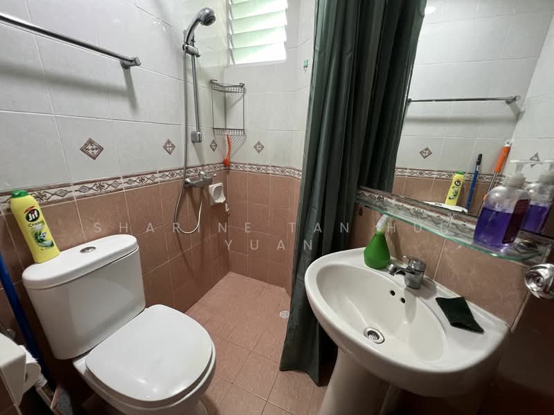 Maysprings, 2 Petir Road, Room Rental, 200 sqft, Apartment For Rent, by Sharine Tan Hui Yuan, 24684948 - PropertyGuru.com.sg