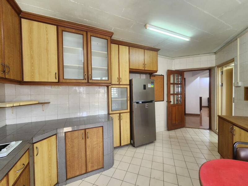 For Rent - 192B Rivervale Drive