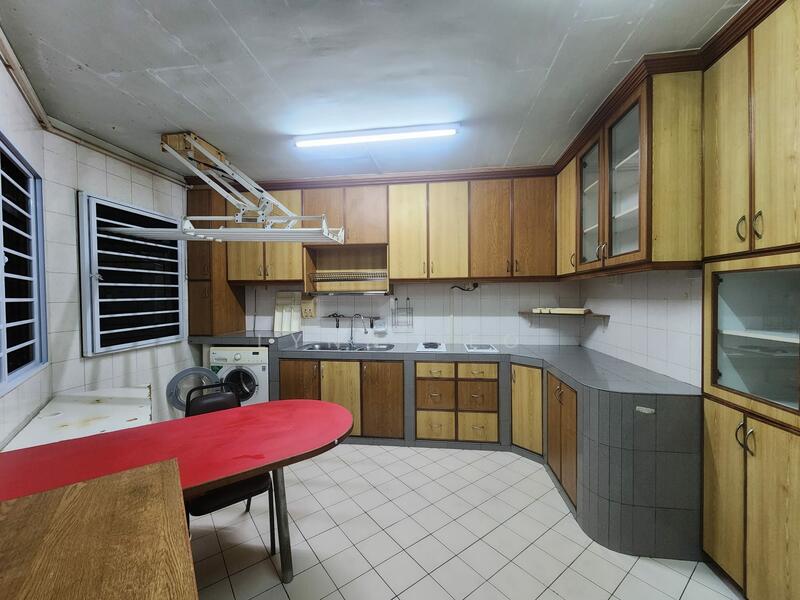 For Rent - 192B Rivervale Drive