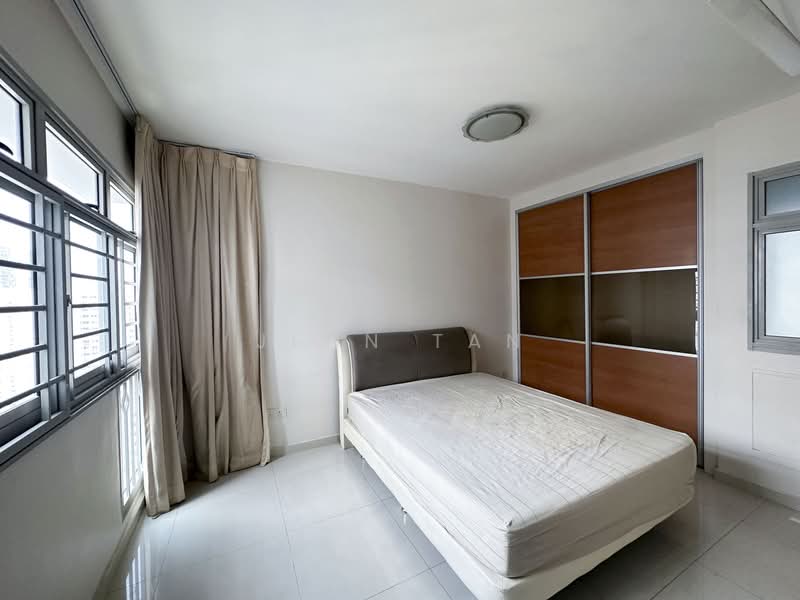 For Rent - 52 Strathmore Avenue