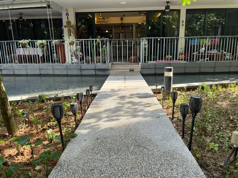 River Isles, 54 Edgedale Plains, 3 Bedrooms, 1,300 sqft, Condominium For Rent, by Henry Na, 24685170 - PropertyGuru.com.sg