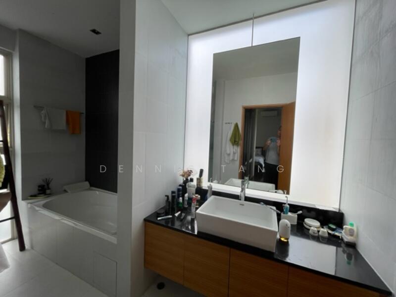 For Rent - Thomson Plaza