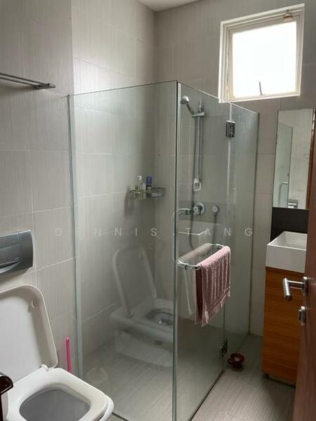 For Rent - Thomson Plaza