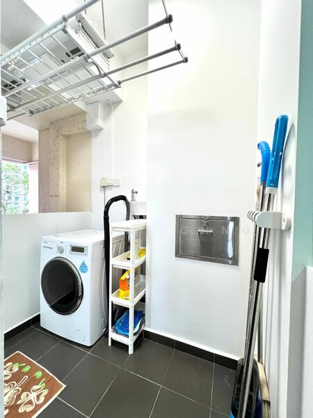 For Rent - 20mins to SIM, Blue Line MRT, 3 Huge mall nearby