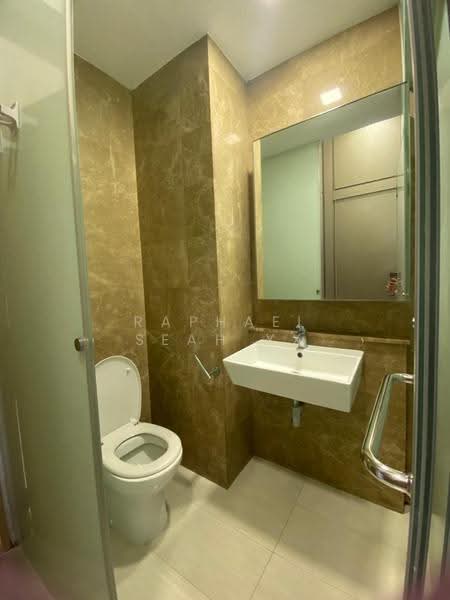Boathouse Residences, 23 Upper Serangoon View, Hougang / Punggol / Sengkang, 2 Bedrooms, 732 sqft, Condominium For Rent, by Raphael Seah YX, 24687301 - PropertyGuru.com.sg