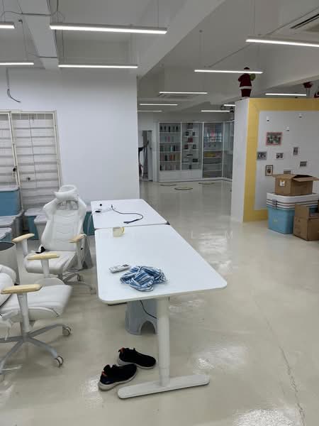 Henderson Industrial Park, 213 Henderson Road, 2,150 sqft, Light Industrial (B1) For Rent, by Cindy Lim, 24687559 - CommercialGuru.com.sg