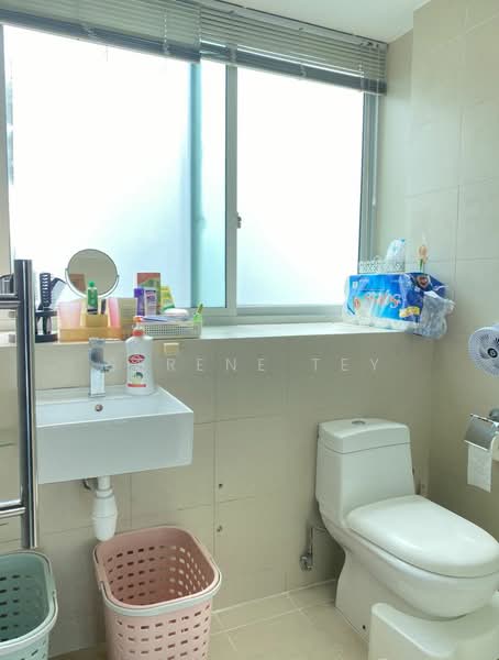The Stellar, 16 West Coast Road, Room Rental, 150 sqft, Condominium For Rent, by Serene Tey, 24687816 - PropertyGuru.com.sg