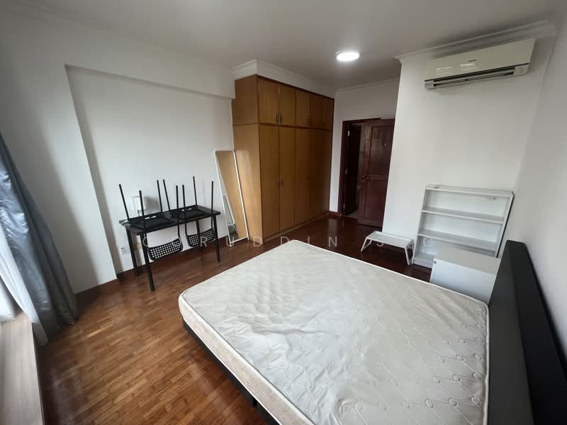 Emerald Garden, 33 Club Street, Room Rental, 200 sqft, Condominium For Rent, by Nooruddin S G, 24687985 - PropertyGuru.com.sg