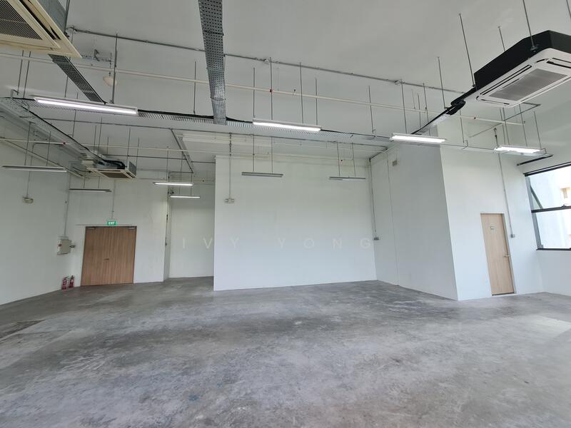 Interlocal Centre, 100G Pasir Panjang Road, Buona Vista / West Coast / Clementi New Town, 1,722 sqft, Light Industrial (B1) For Rent, by Ivy Yong, 24688989 - CommercialGuru.com.sg