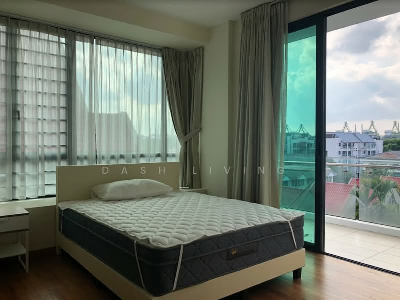 The Estrella, 342 PASIR PANJANG ROAD, 4 Bedrooms, 1,716 sqft, Condominium For Rent, by Dash Living, 24689634 - Common Room 1 - PropertyGuru.com.sg