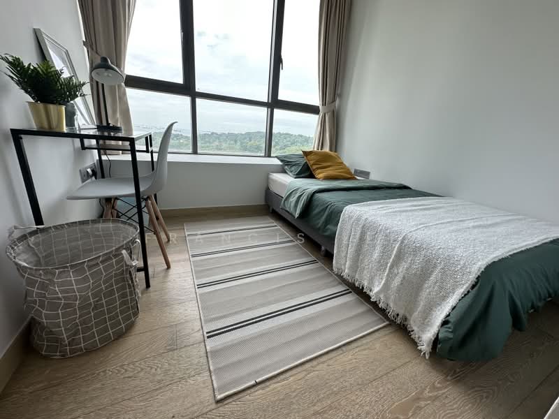 Skyline Residences, 612 Telok Blangah Road, Room Rental, 120 sqft, Condominium For Rent, by Francis Lee, 24691204 - PropertyGuru.com.sg