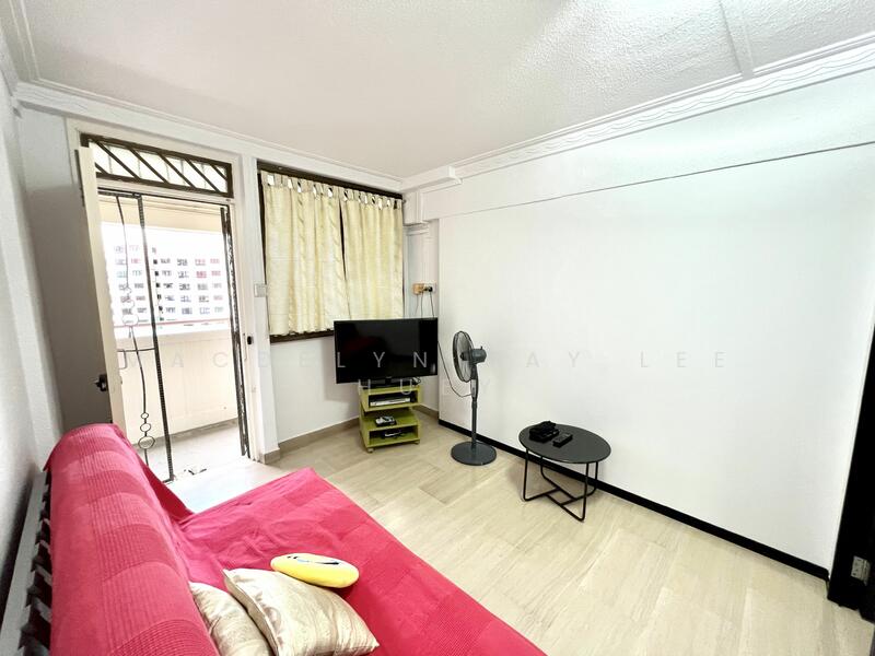 460 Tampines Street 42, 460 Tampines Street 42, Studio, 400 sqft, HDB Flat For Rent, by Macdelyn Tay Lee Huey, 24693695 - PropertyGuru.com.sg