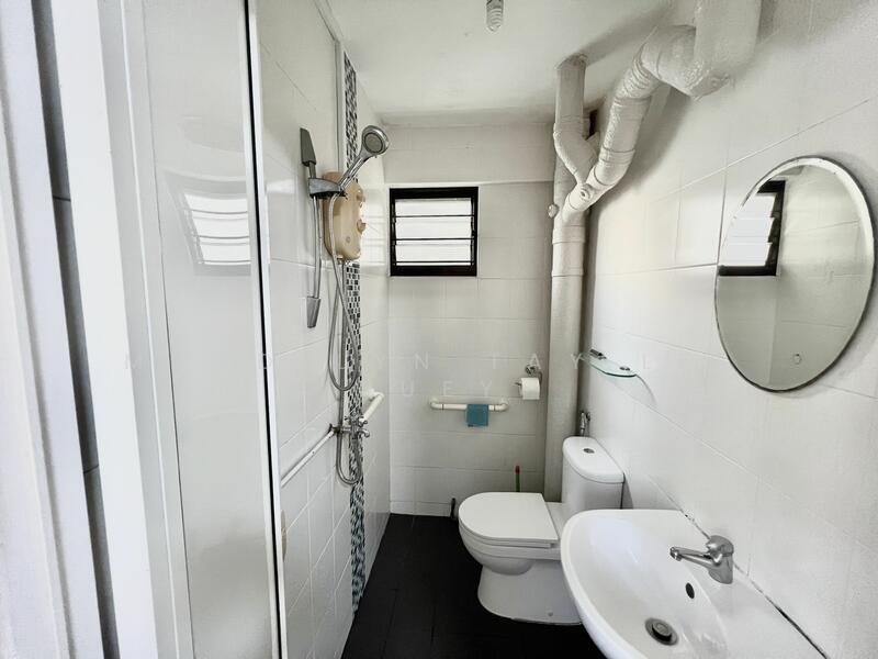 460 Tampines Street 42, 460 Tampines Street 42, Studio, 400 sqft, HDB Flat For Rent, by Macdelyn Tay Lee Huey, 24693695 - PropertyGuru.com.sg