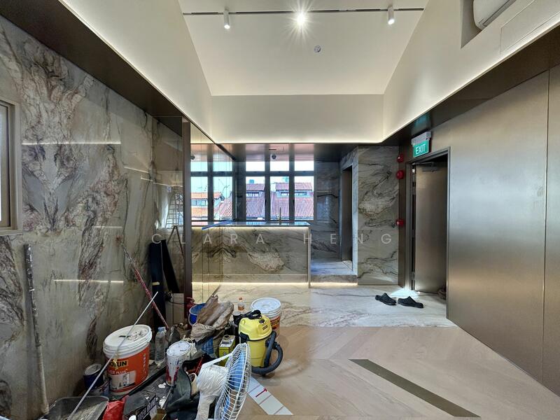 Renovated 4Storey 999yrs Conservation Shophouse in CBD & Financial