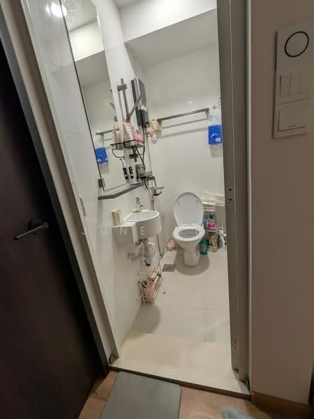 Robertson Edge, 18 Tong Watt Road, Room Rental, 195 sqft, Apartment For Rent, by June Ong, 24694271 - PropertyGuru.com.sg