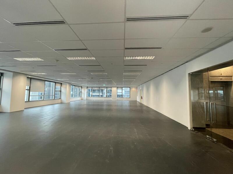 The Heeren, 260 Orchard Road, 5,060 sqft, Office For Rent, by Monica Oh, 24696311 - CommercialGuru.com.sg