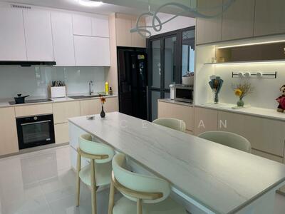 For Rent - Blk 210C clementi ave 6