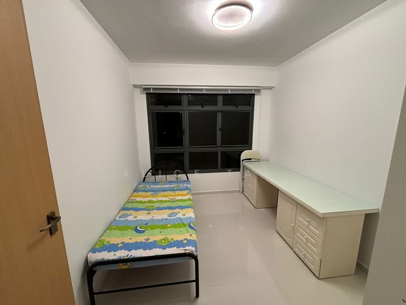 210C Clementi Avenue 6, 210C Clementi Avenue 6, Room Rental, 100 sqft, HDB Flat For Rent, by Alice Tan, 24697557 - PropertyGuru.com.sg