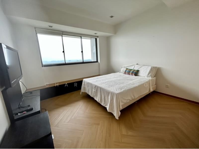 Marina Bay Residences, 18 Marina Boulevard, 1 Bedroom, 731 sqft, Condominium For Rent, by Charlyn Ding, 24698135 - PropertyGuru.com.sg