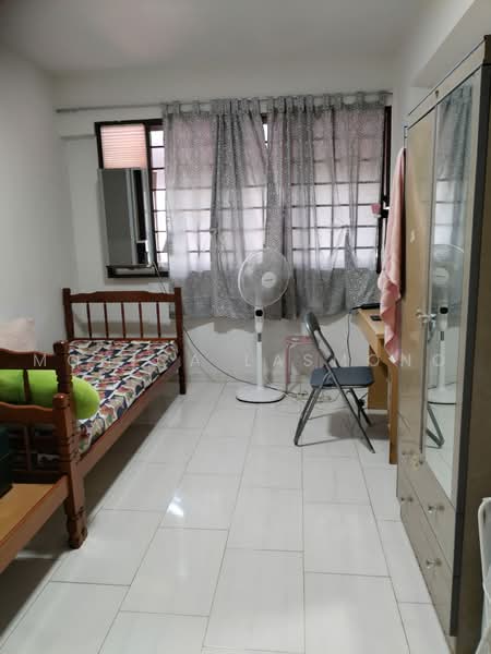 440 Hougang Avenue 8, 440 Hougang Avenue 8, Room Rental, 120 sqft, HDB Flat For Rent, by Monica Lasmono, 24700165 - PropertyGuru.com.sg