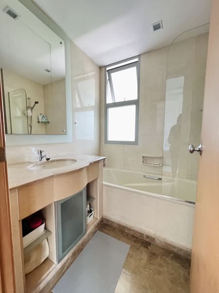 Hillview Regency, 26 Bukit Batok East Avenue 2, 2 Bedrooms, 969 sqft, Condominium For Rent, by Juita Tan, 24700285 - PropertyGuru.com.sg