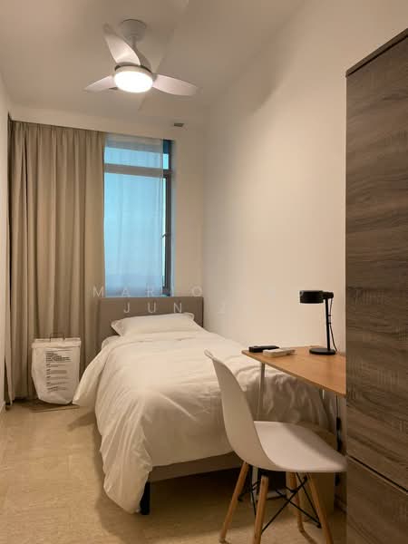 - CR1 : $1,450 (Available from 24 May 2026)