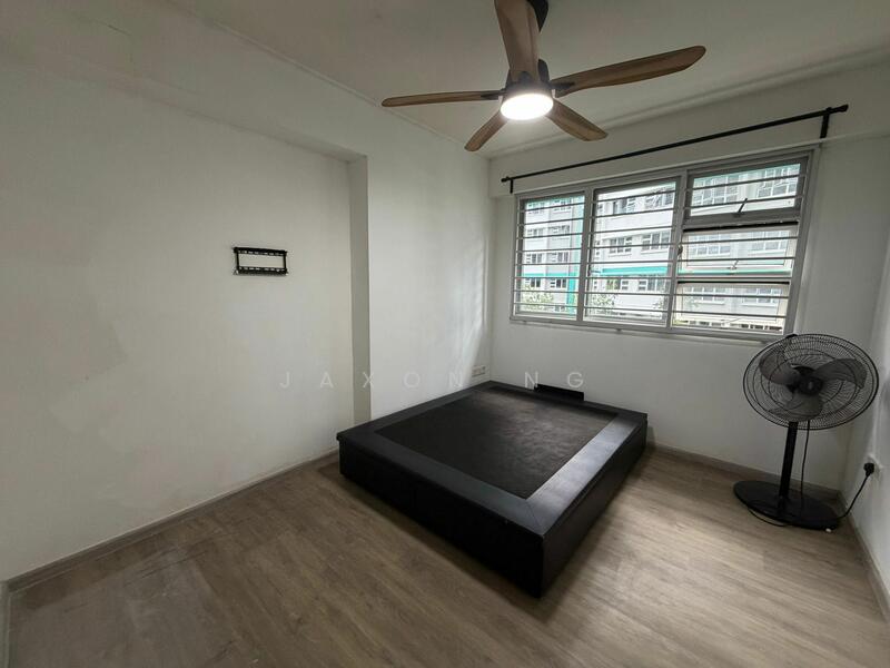 For Rent - 785B Woodlands Rise