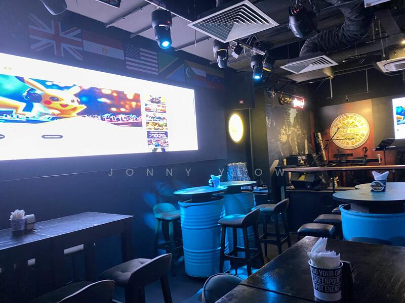 Central Pub Ready For Takeover, , 1,330 sqft, Food & Beverage For Rent, by Jonny Yeow, 24700720 - CommercialGuru.com.sg
