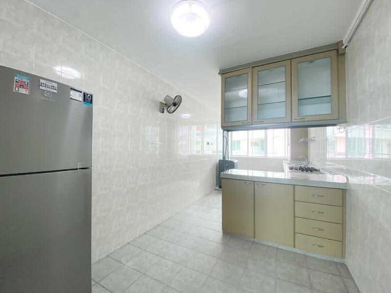 231 Serangoon Avenue 3, 231 Serangoon Avenue 3, Hougang / Punggol / Sengkang, 3 Bedrooms, 1,120 sqft, HDB Flat For Rent, by Eng Boon Guan, 24701482 - Kitchen - PropertyGuru.com.sg