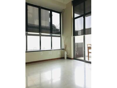 For Rent - Signature Crest