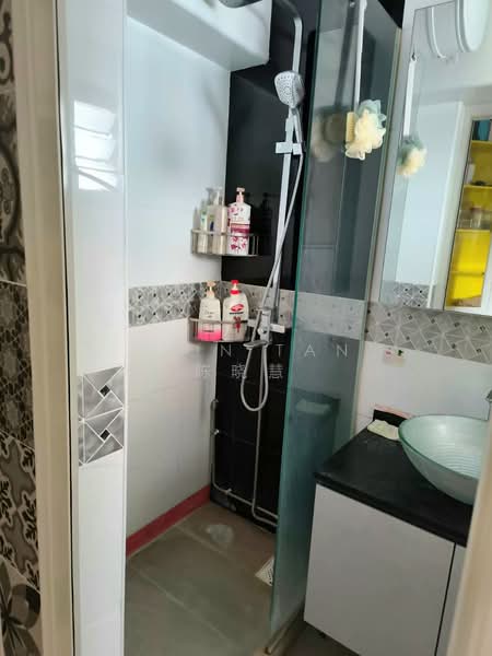 321B Anchorvale Drive, 321B Anchorvale Drive, Room Rental, 150 sqft, HDB Flat For Rent, by Dion Tan 陈晓慧, 24703412 - PropertyGuru.com.sg