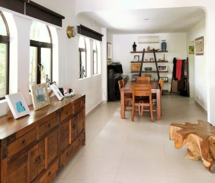 Sennett Avenue/Upper East Coast, Sennett Avenue, 4 Bedrooms, 2,800 sqft, Semi-Detached House For Rent, by Yiping Choo, 24703509 - PropertyGuru.com.sg