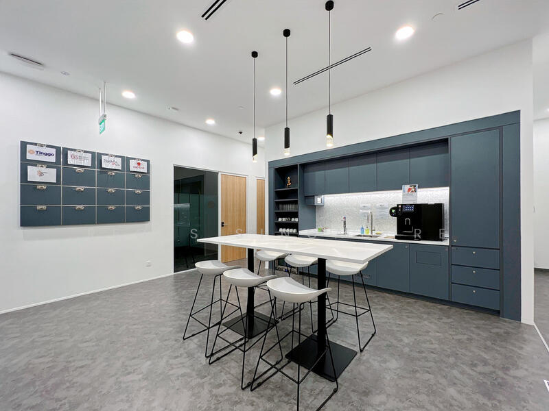 61 Robinson, 61 Robinson Road, 323 sqft, Office For Rent, by Regus Singapore, 24704068 - CommercialGuru.com.sg