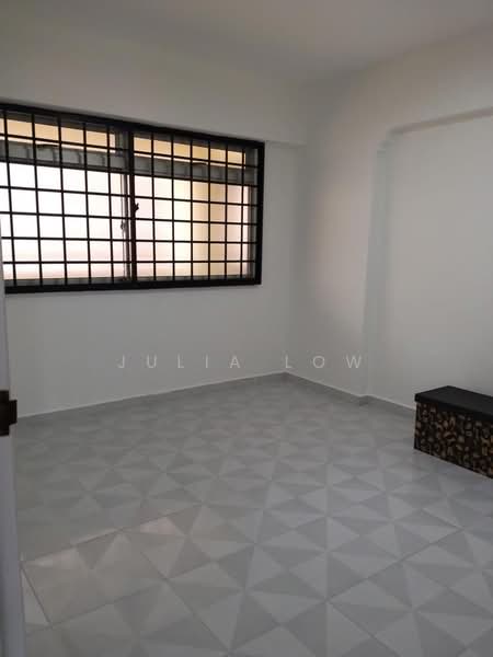 646 Jalan Tenaga, 646 Jalan Tenaga, 2 Bedrooms, 100 sqft, HDB Flat For Rent, by Julia Low, 24705447 - PropertyGuru.com.sg
