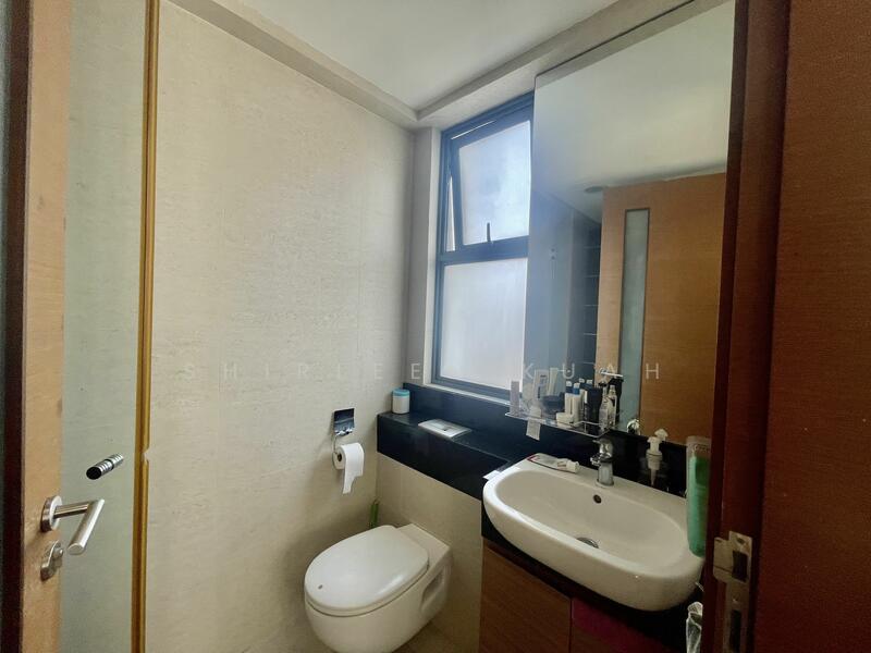 For Rent - Centra Loft